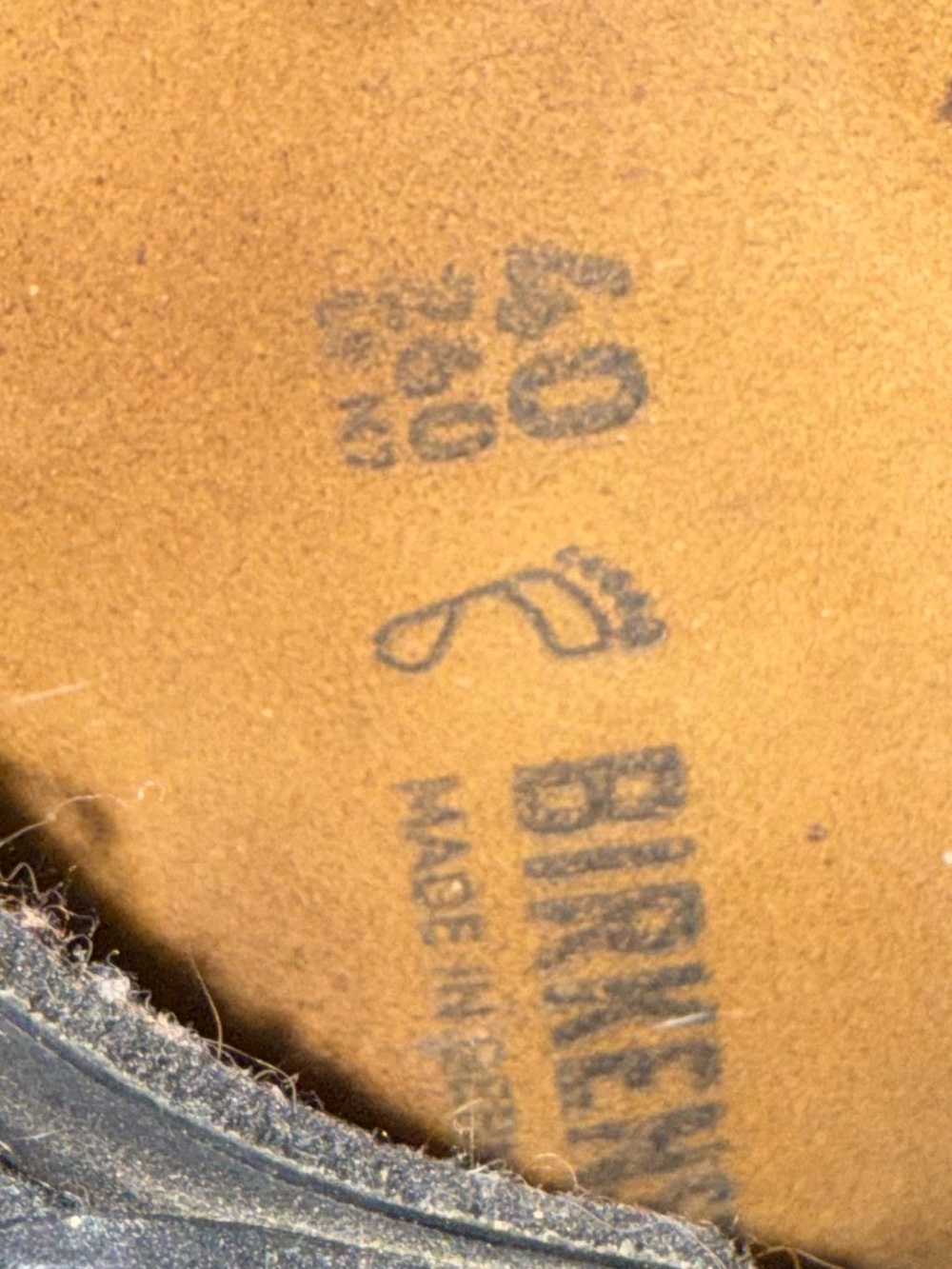 Birkenstock Gizeh Black Suede Sandal - Picture 5 of 7